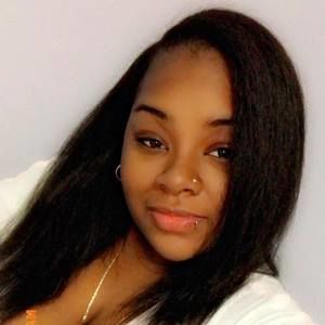 Meet your Posher, Kanisha